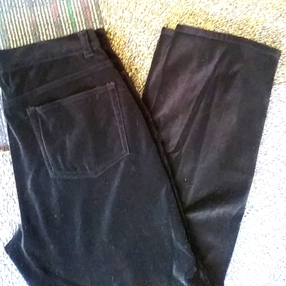 💜5/$25.00💜Ralph Lauren size 8 velvet.